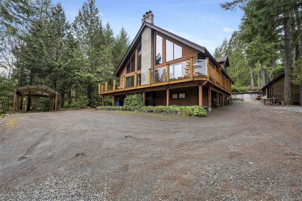 Chalet Style Cottage Near Shawnigan Lake Exterior foto