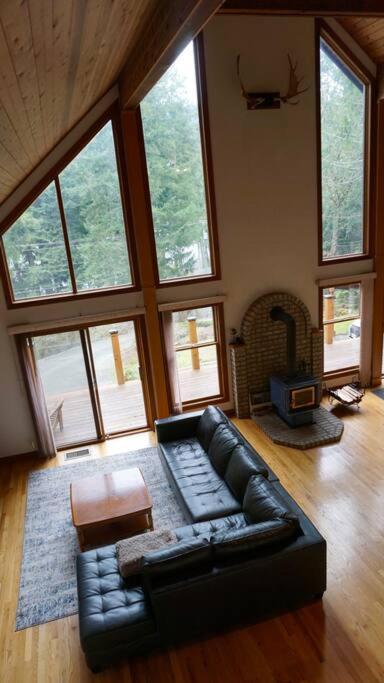 Chalet Style Cottage Near Shawnigan Lake Exterior foto